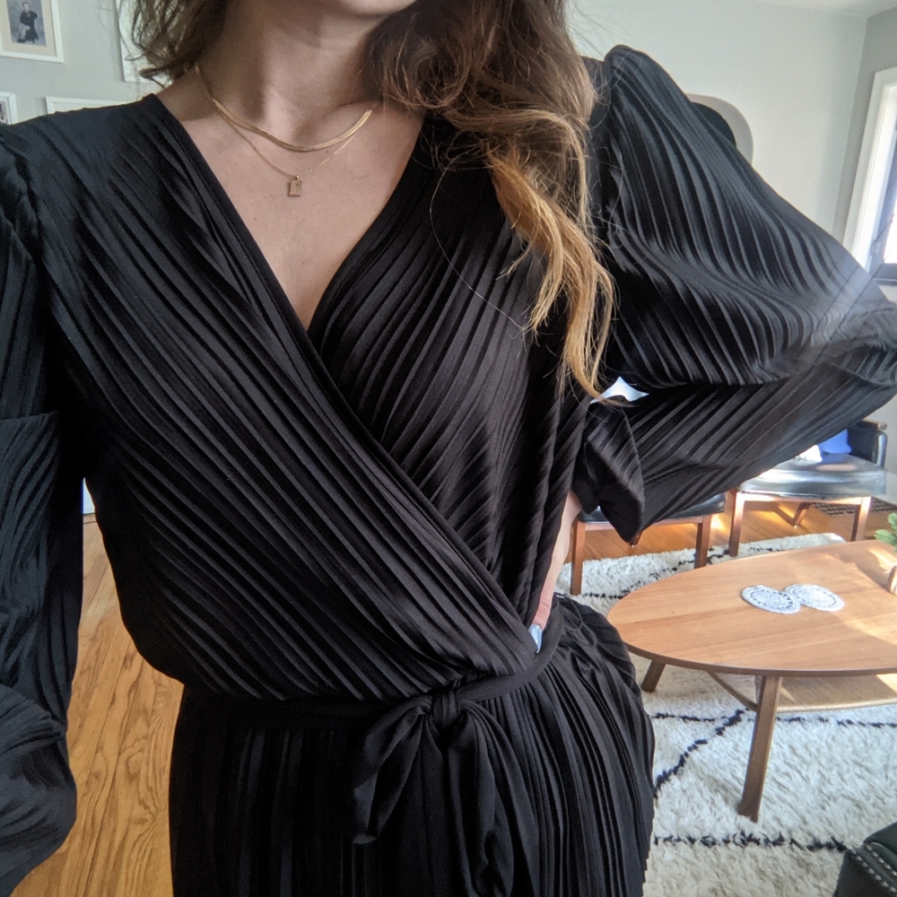 H&M date top